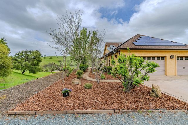 11195 Vintage Rd, Ione, CA 95640