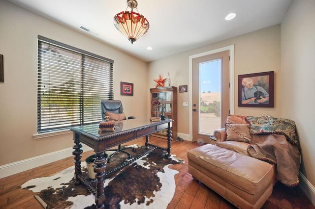 11195 Vintage Rd, Ione, CA 95640