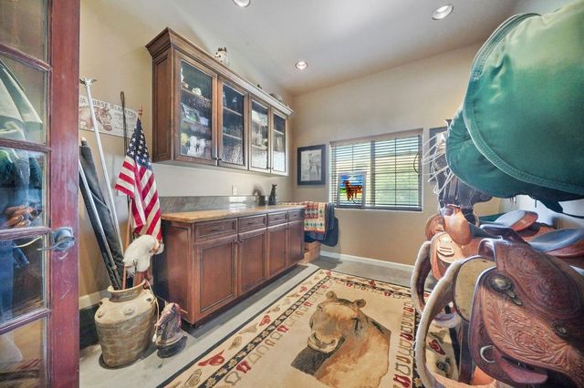 11195 Vintage Rd, Ione, CA 95640