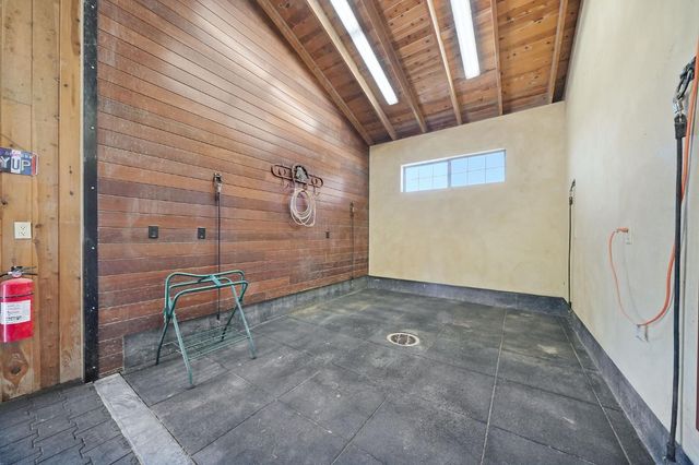 11195 Vintage Rd, Ione, CA 95640