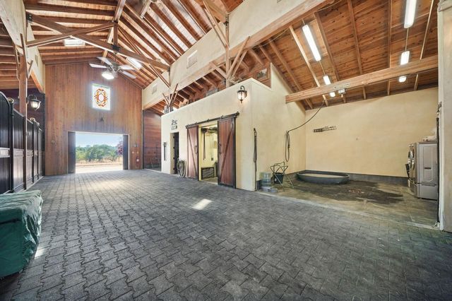 11195 Vintage Rd, Ione, CA 95640