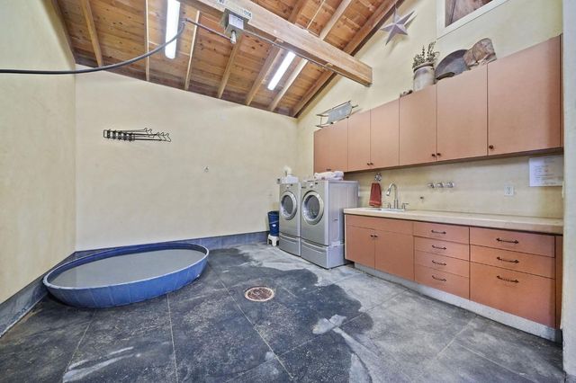 11195 Vintage Rd, Ione, CA 95640