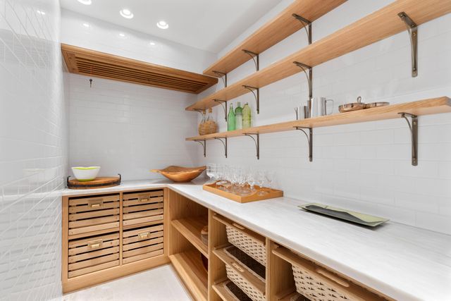 239 Emerald Lane, Palm Beach, FL 33480