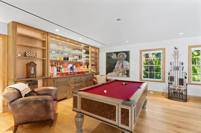 239 Emerald Lane, Palm Beach, FL 33480