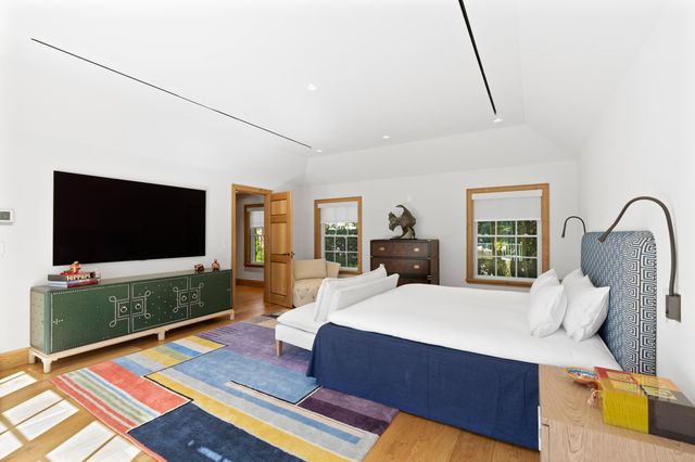 239 Emerald Lane, Palm Beach, FL 33480