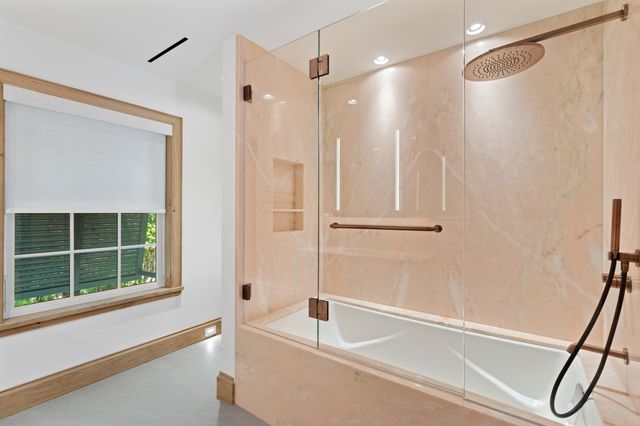 239 Emerald Lane, Palm Beach, FL 33480