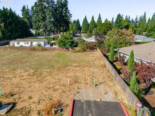 442 Sw 15th Ave 15, Canby, OR 97013