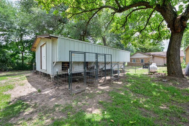 20082 State Highway 64, Canton, TX 75103