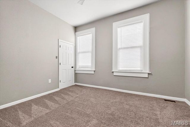 7721 Michigan Avenue, St Louis, MO 63111