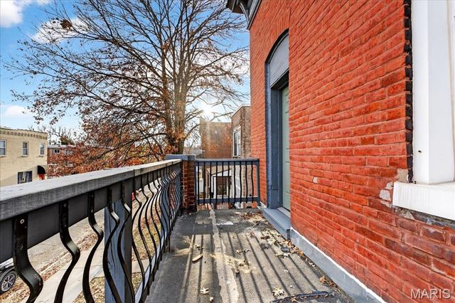 7721 Michigan Avenue, St Louis, MO 63111