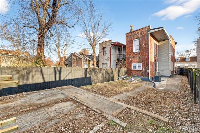 7721 Michigan Avenue, St Louis, MO 63111