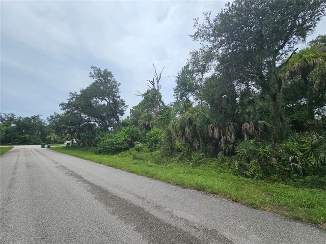 441 LEMOYNE STREET, Port Charlotte, FL 33954