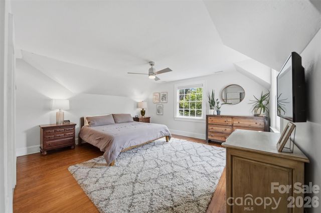 431 9th Street NW, Hickory, NC 28601