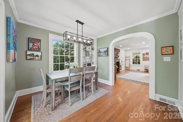 431 9th Street NW, Hickory, NC 28601
