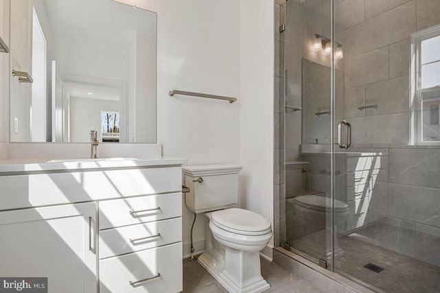 8205 DABNEY AVE, Springfield, VA 22152