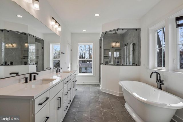 8205 DABNEY AVE, Springfield, VA 22152