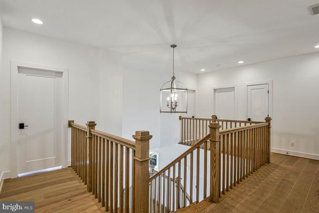 8205 DABNEY AVE, Springfield, VA 22152