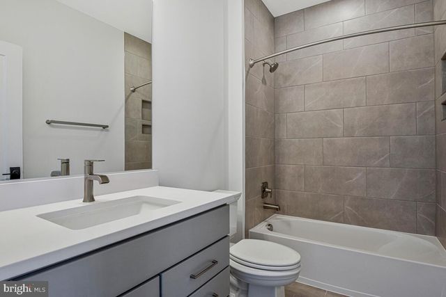 8205 DABNEY AVE, Springfield, VA 22152