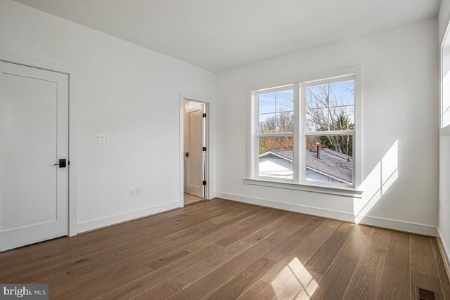 8205 DABNEY AVE, Springfield, VA 22152