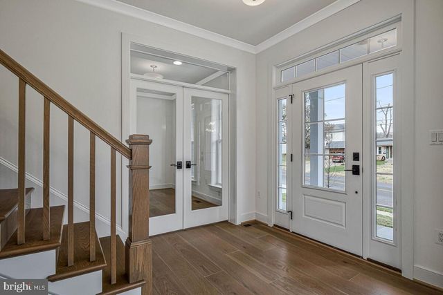 8205 DABNEY AVE, Springfield, VA 22152