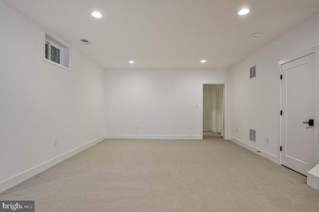 8205 DABNEY AVE, Springfield, VA 22152