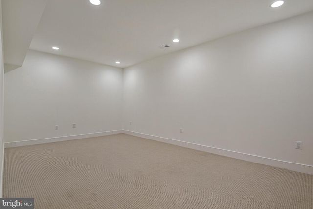 8205 DABNEY AVE, Springfield, VA 22152