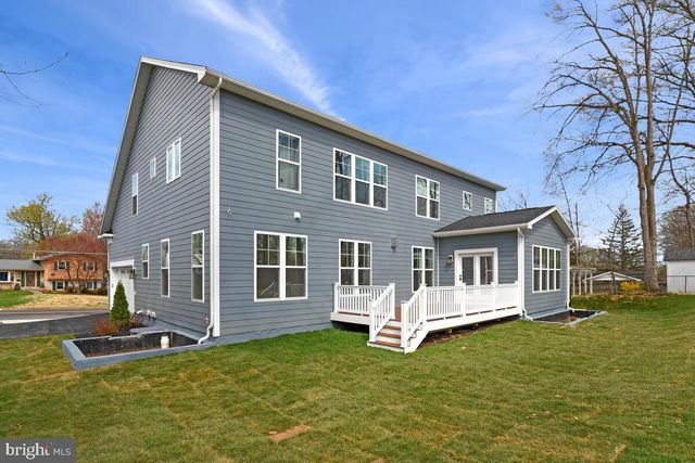 8205 DABNEY AVE, Springfield, VA 22152