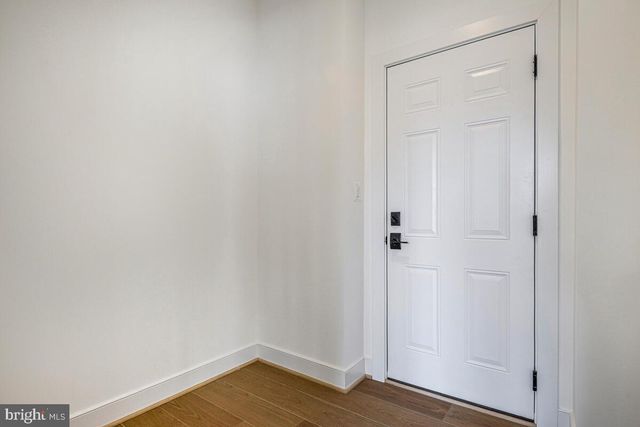 8205 DABNEY AVE, Springfield, VA 22152