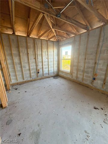 1719 NW 13th TER, Cape Coral, FL 33993