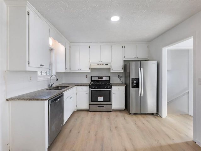 2032 Morning Dew Place, Lawrenceville, GA 30044