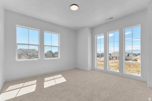 9952 N LITTLE LEAF LN, Highland, UT 84003