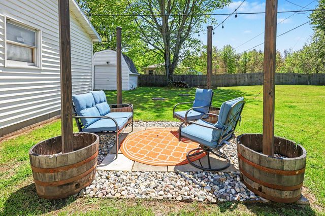 6383 Cline Road, Sullivan Twp, MI 49415