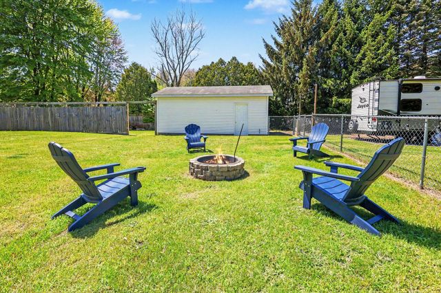 6383 Cline Road, Sullivan Twp, MI 49415