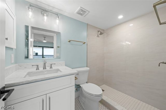 2737 W Gulf DR 238, Sanibel, FL 33957