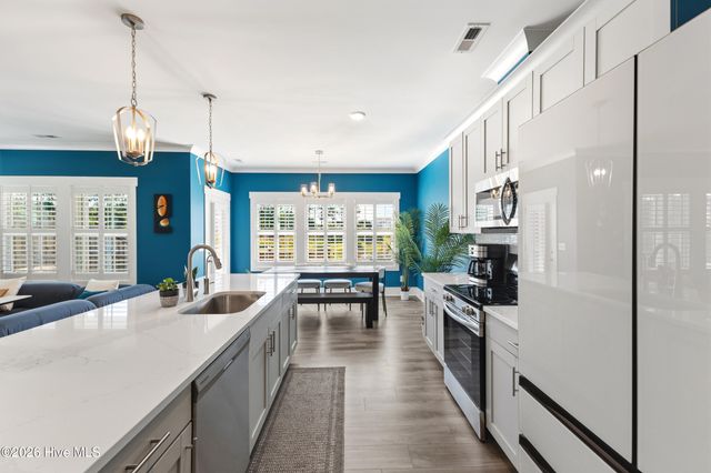 7426 Springwater Drive, Wilmington, NC 28411