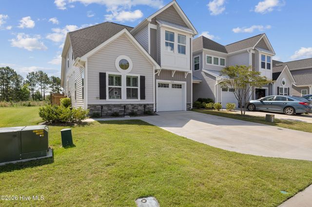 7426 Springwater Drive, Wilmington, NC 28411