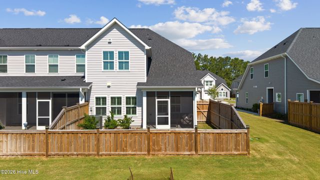 7426 Springwater Drive, Wilmington, NC 28411