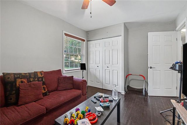 271 Oak Drive SE, Atlanta, GA 30354