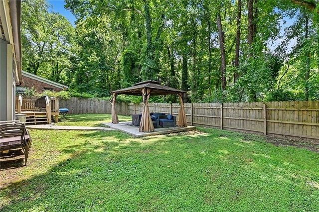 271 Oak Drive SE, Atlanta, GA 30354