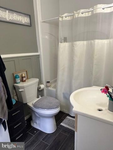 9 HAMMAKER ST, Highspire, PA 17034