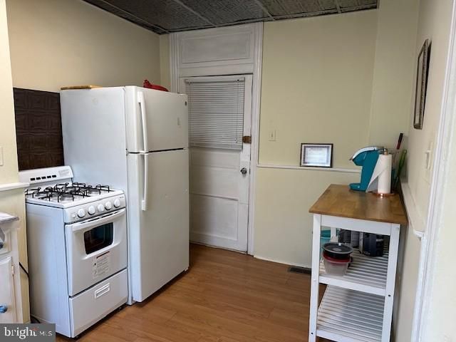 9 HAMMAKER ST, Highspire, PA 17034