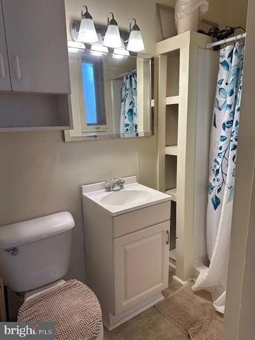 9 HAMMAKER ST, Highspire, PA 17034