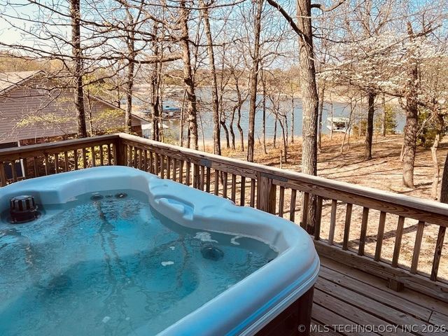 424800 E 1166 Road, Eufaula, OK 74432