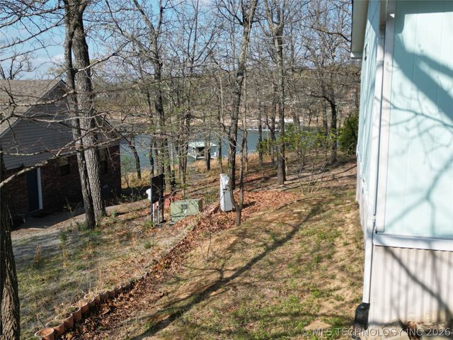 424800 E 1166 Road, Eufaula, OK 74432