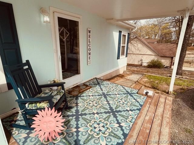 424800 E 1166 Road, Eufaula, OK 74432