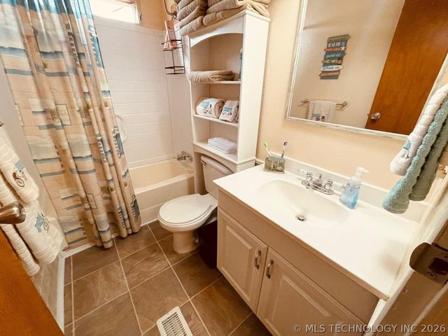 424800 E 1166 Road, Eufaula, OK 74432