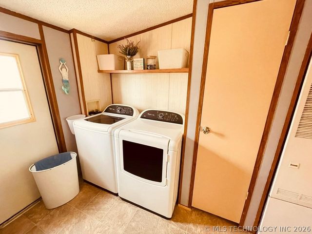 424800 E 1166 Road, Eufaula, OK 74432