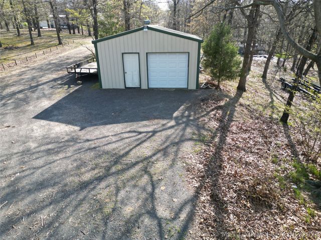 424800 E 1166 Road, Eufaula, OK 74432