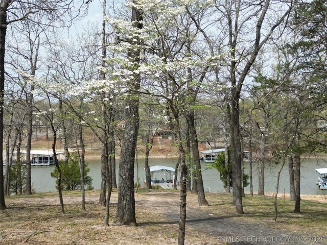 424800 E 1166 Road, Eufaula, OK 74432