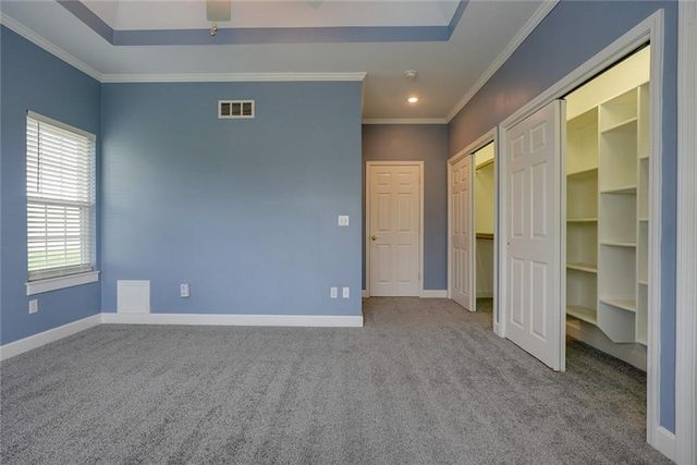 2010 Prairie Grass Drive, Raymore, MO 64083
